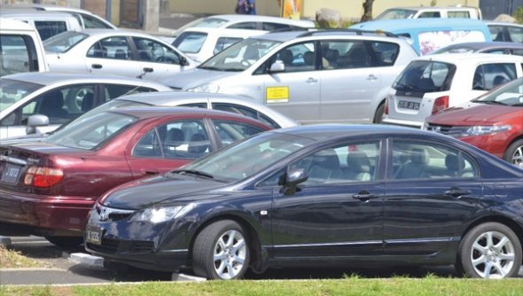 L’envers du décor : Kovilen, contraint d’être « Taxi Marron » pour nourrir sa famille
