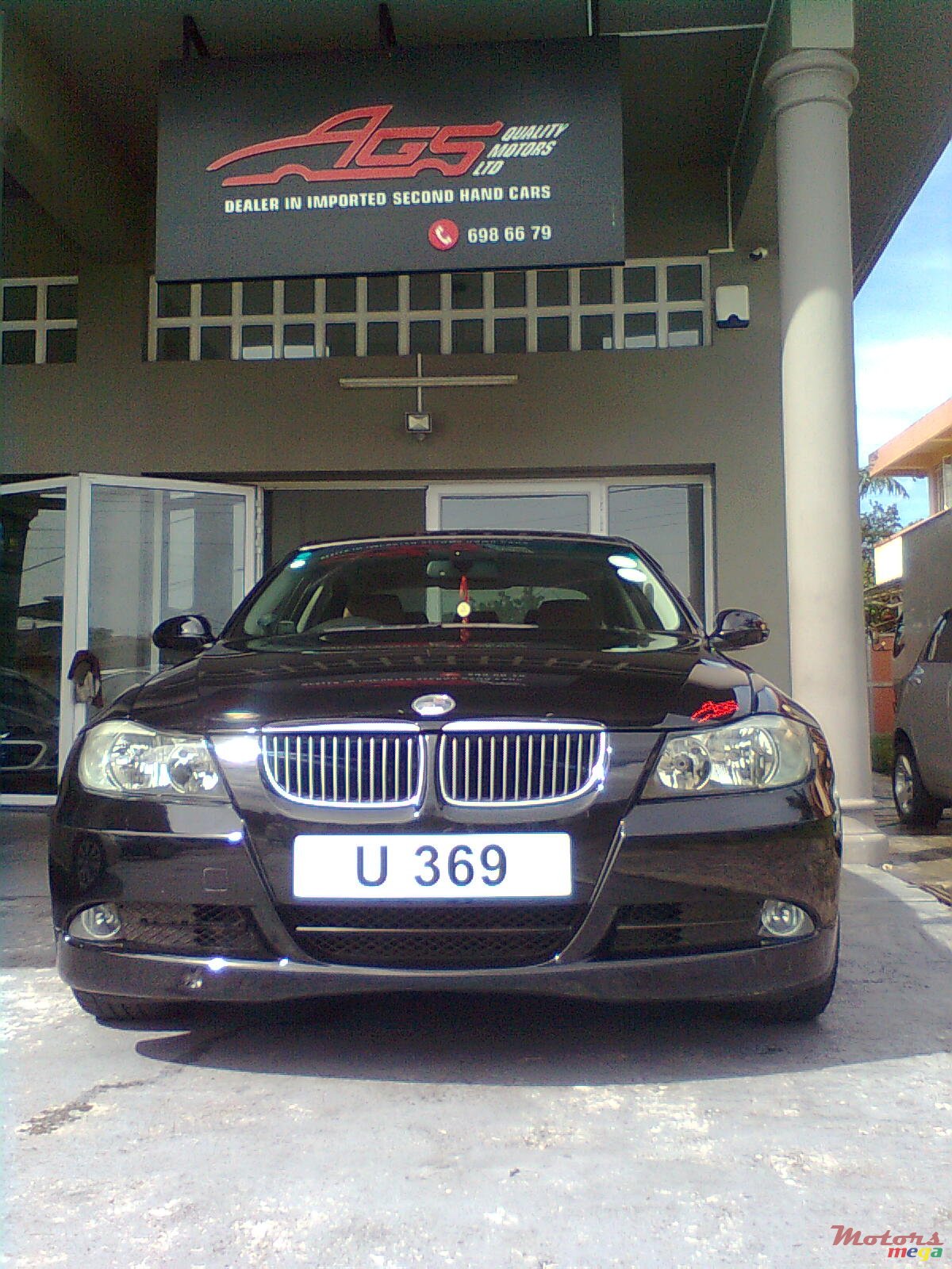 2006' BMW 3 Series 325 I photo #1