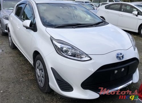 2020' Toyota Aqua photo #1