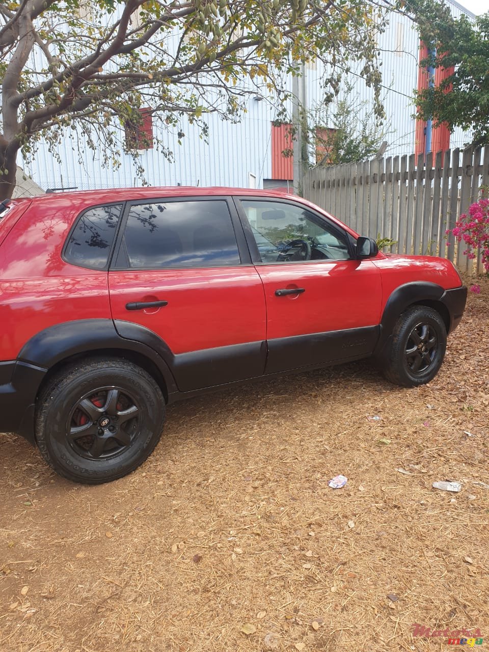 2005' Hyundai Tucson photo #4