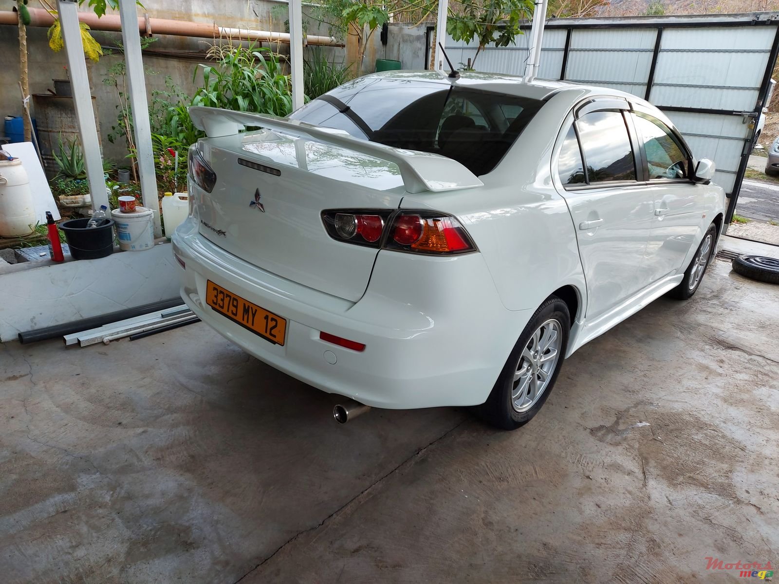 2012' Mitsubishi Lancer photo #3