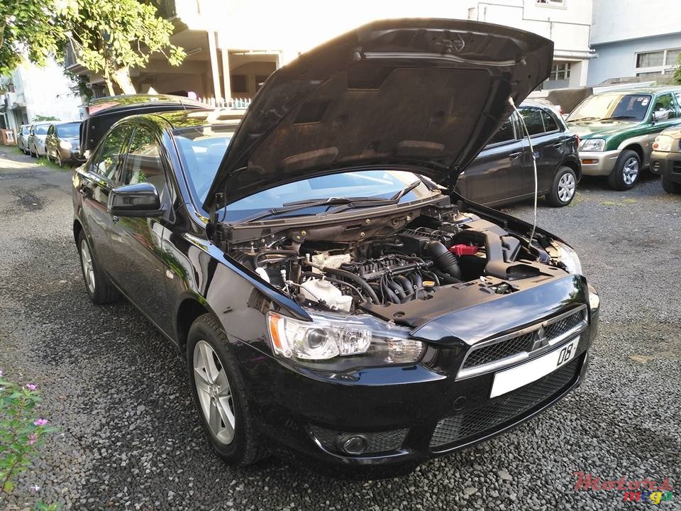 2008' Mitsubishi Lancer EX photo #7