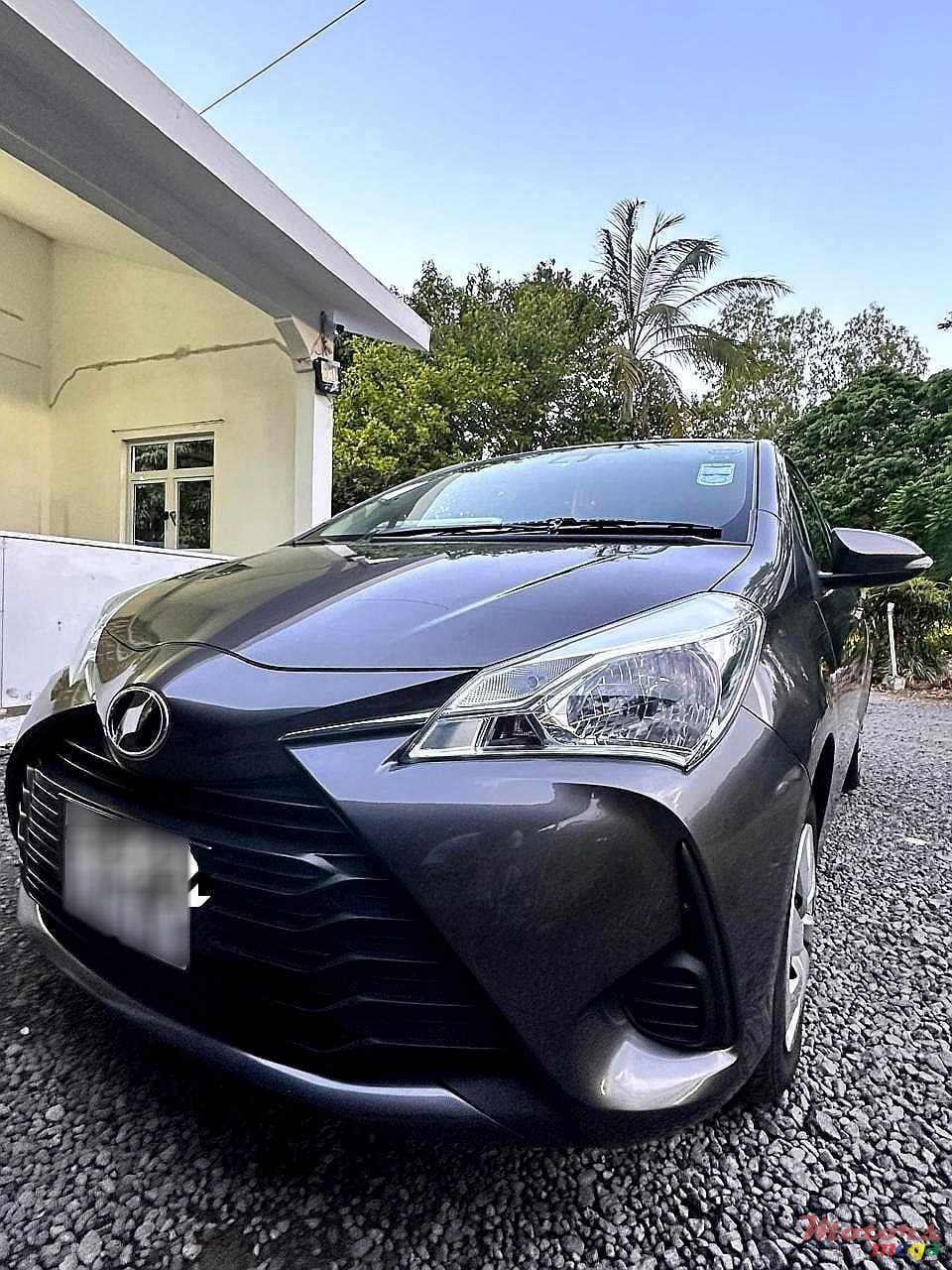2019' Toyota Vitz photo #1