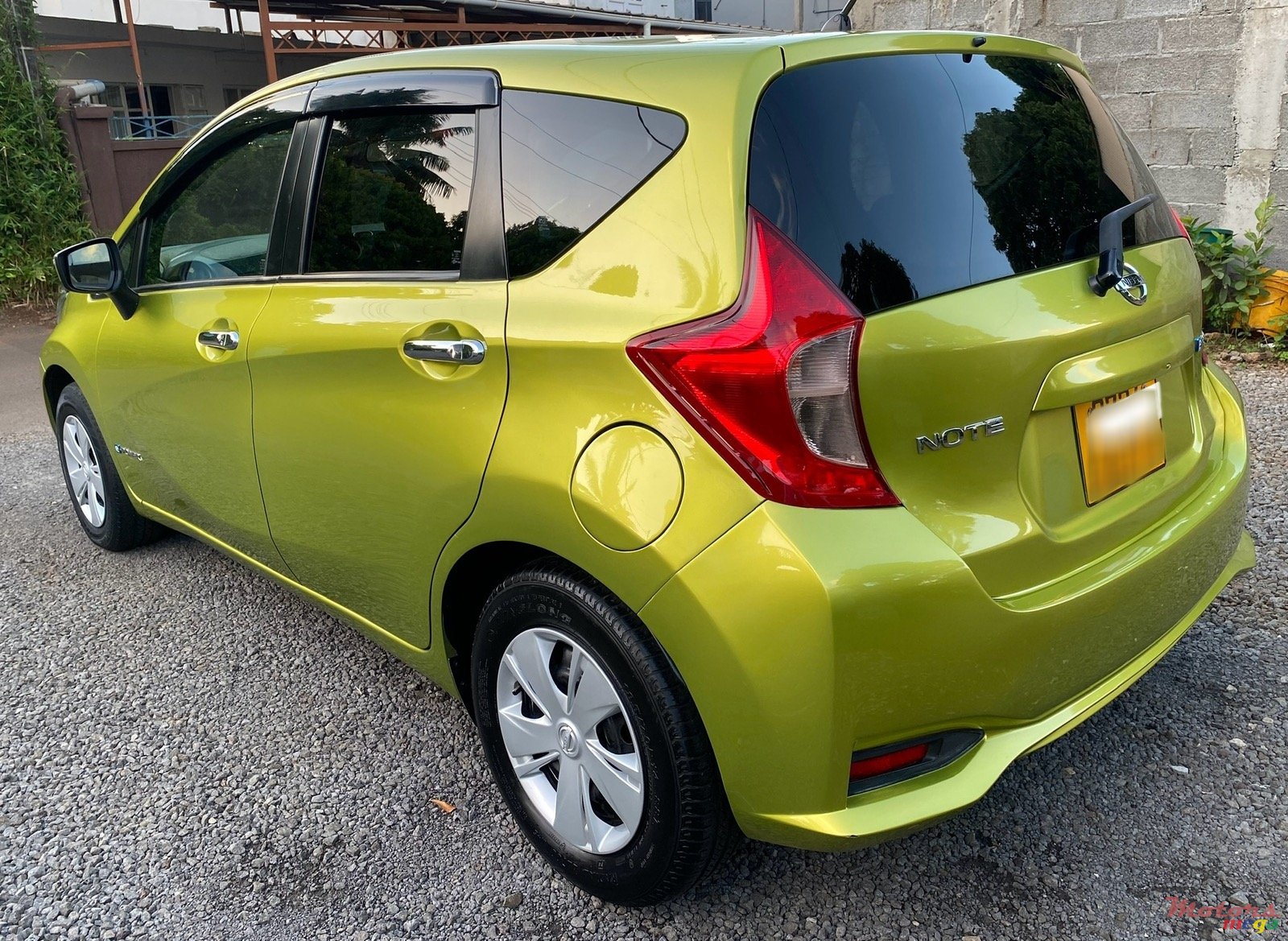 2017' Nissan Note E-Power photo #3