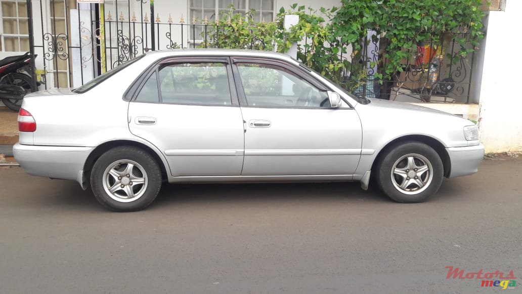 2000' Toyota Corolla EE111 photo #1
