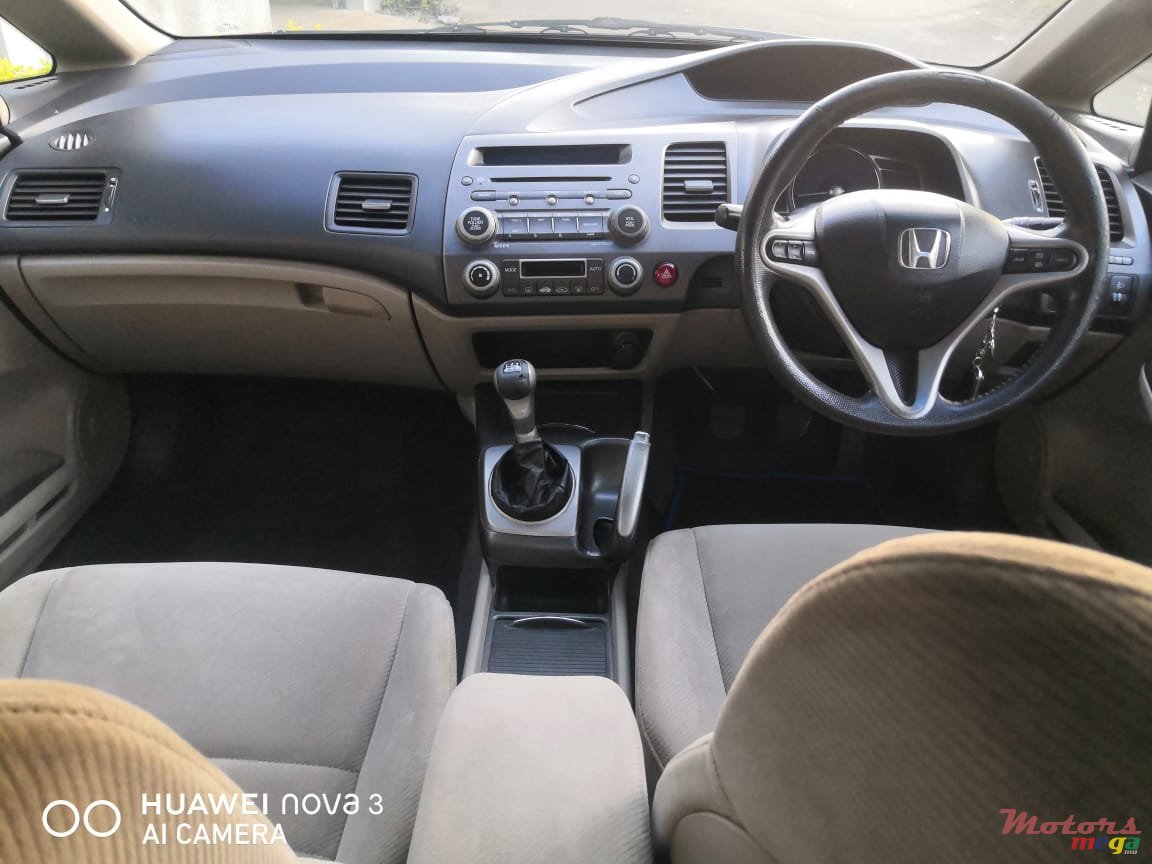 2008' Honda Civic FD4 VXI photo #3