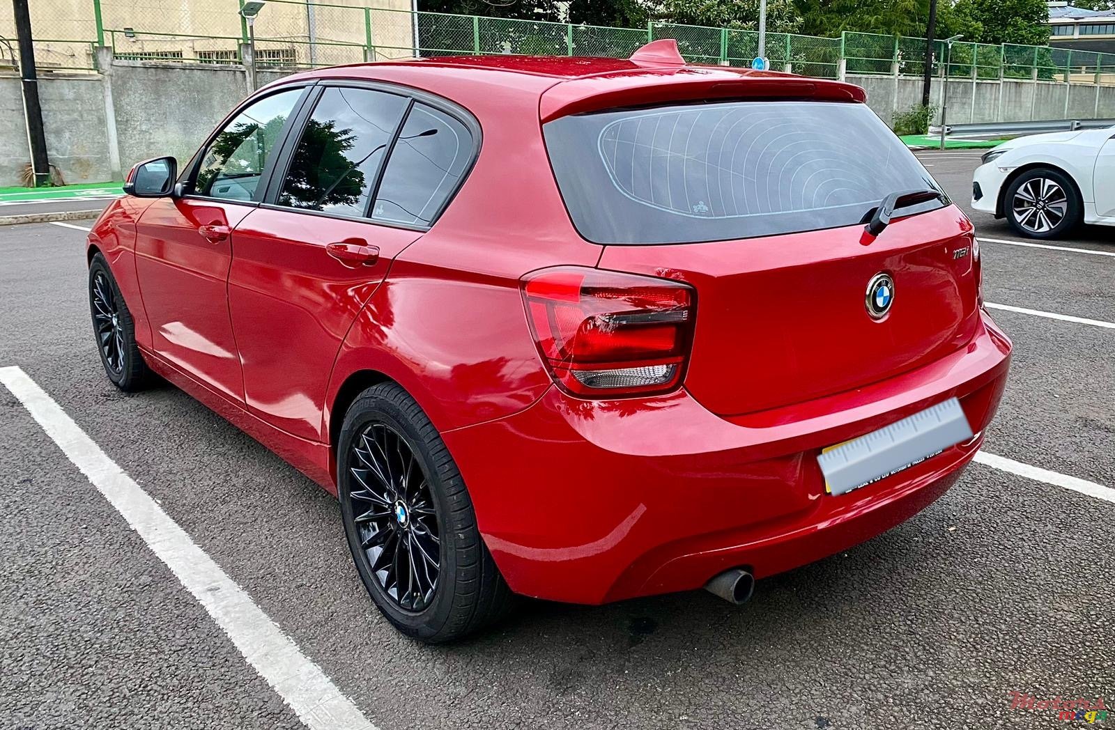 2012' BMW 116 photo #3