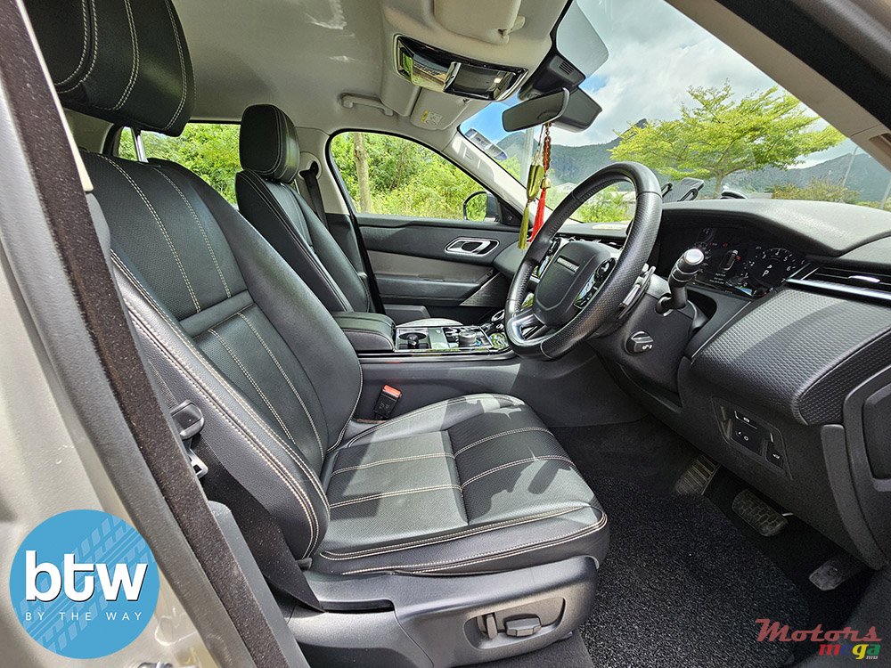 2018' Land Rover Range Rover Velar P250 SE photo #5