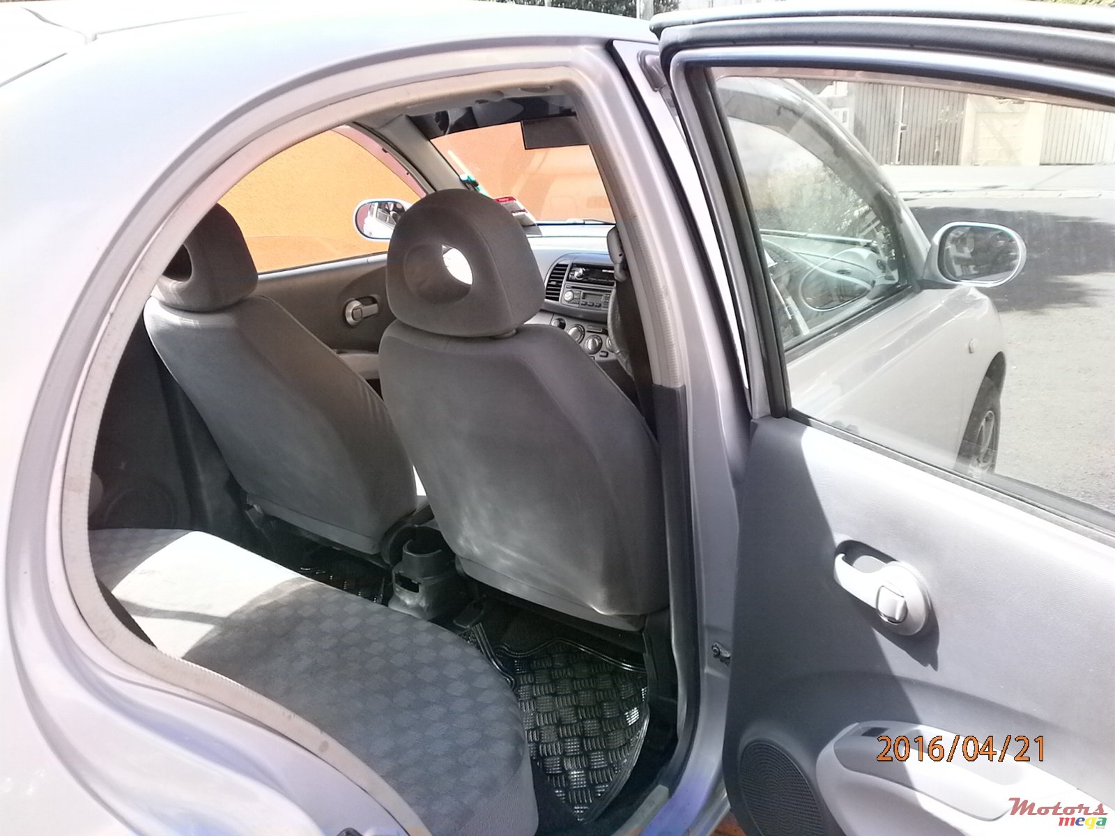 2003' Nissan AK 12 photo #4