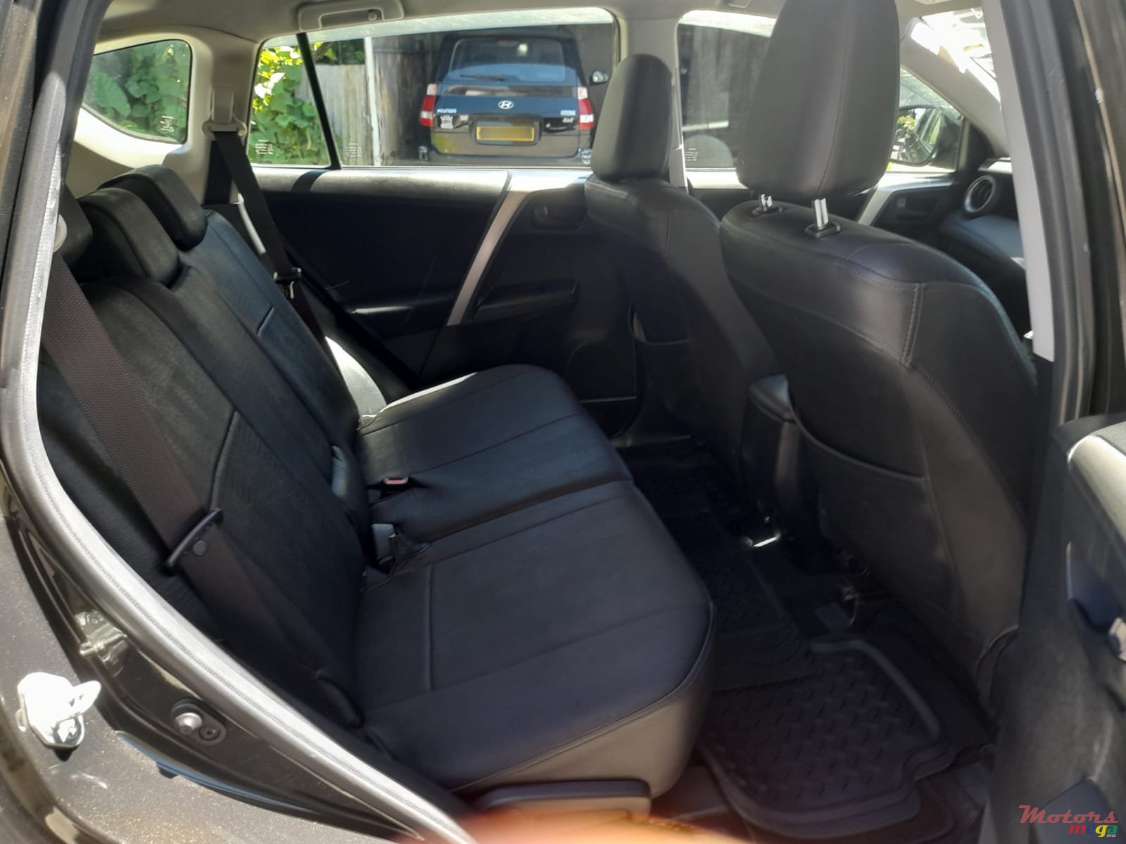 2016' Toyota RAV4 None photo #5