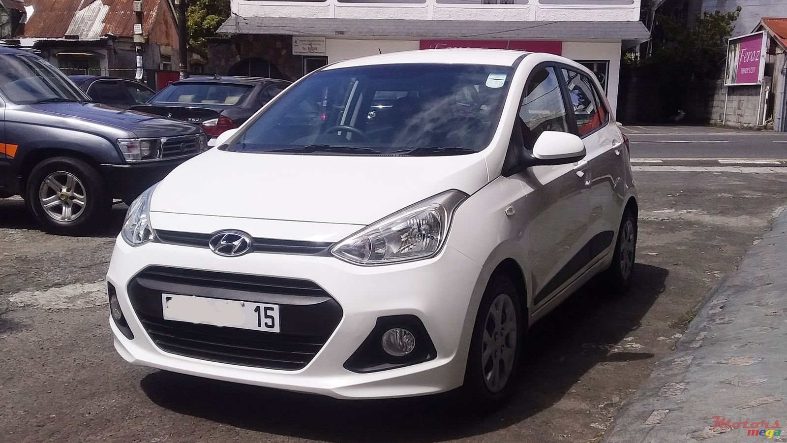 2015' Hyundai i10 Grand i10 photo #2