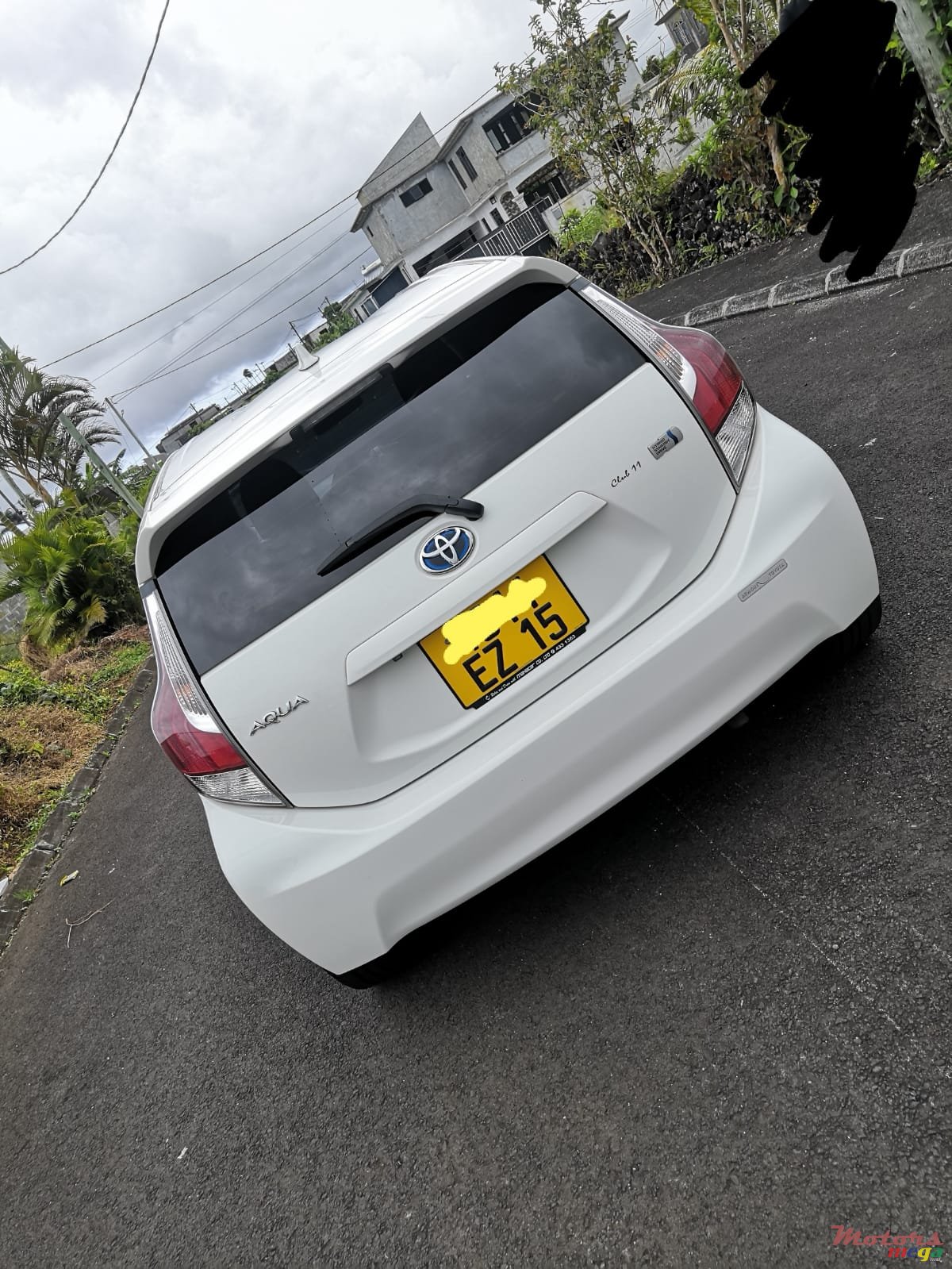 2015' Toyota Aqua Limited Edition 1500cc Japan photo #6