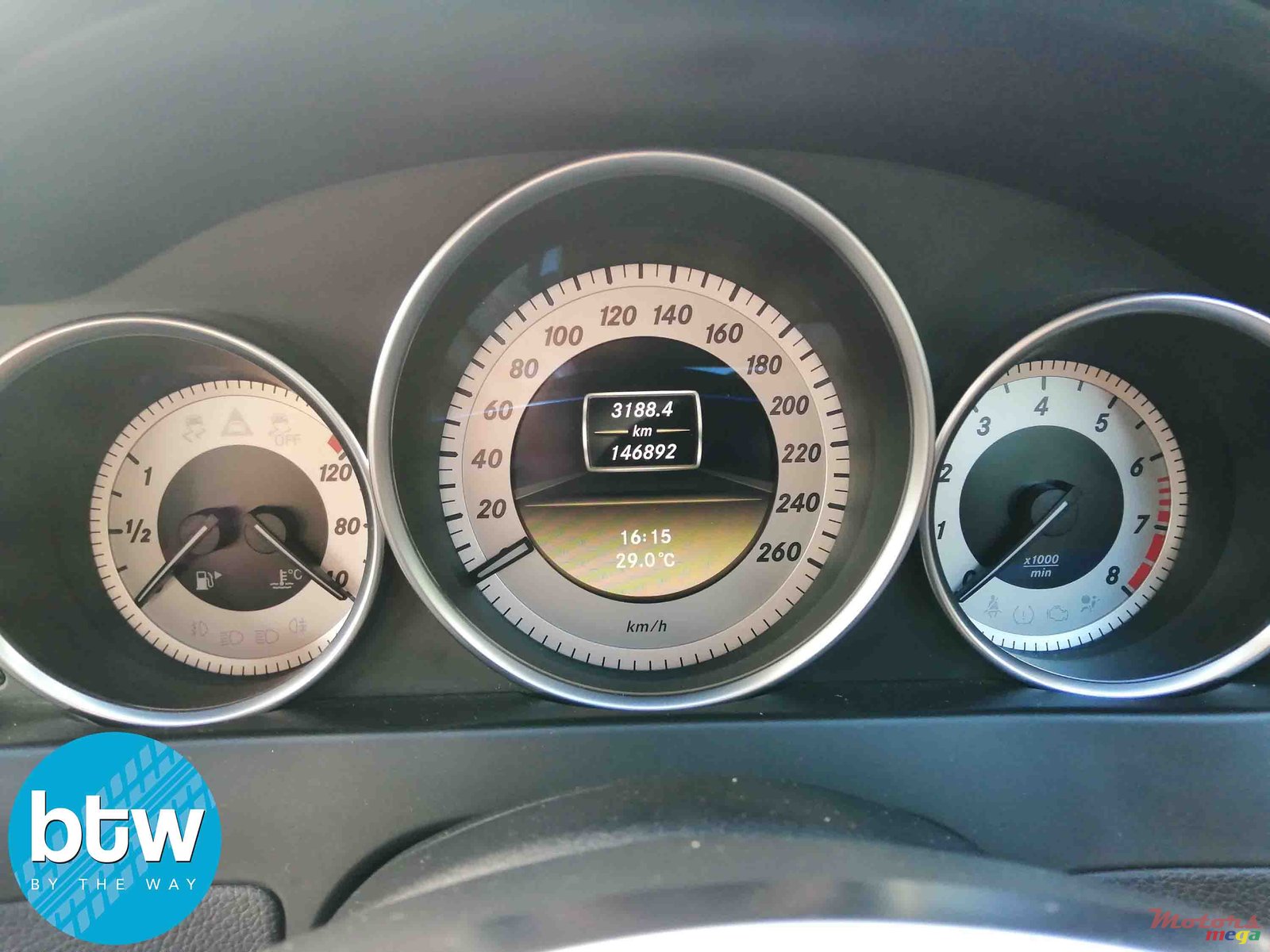 2012' Mercedes-Benz C-Class 180AMG photo #6