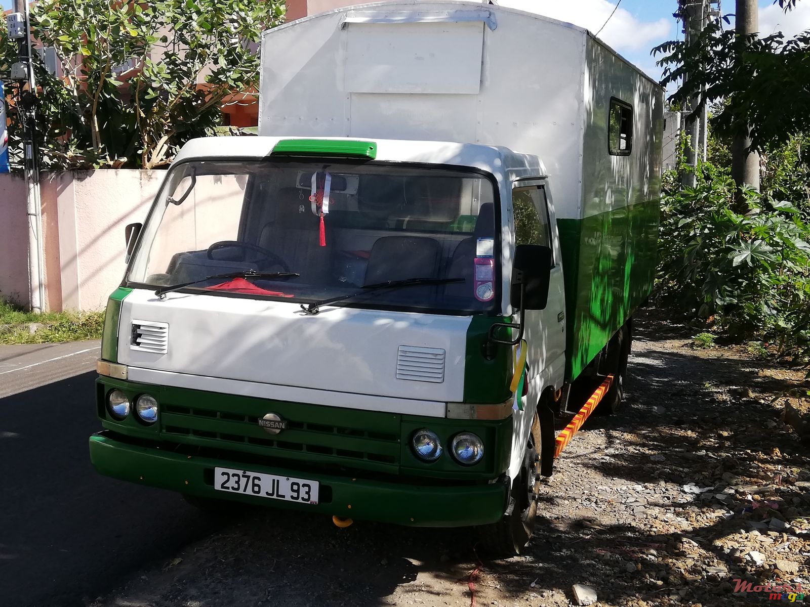 1993' Nissan photo #4