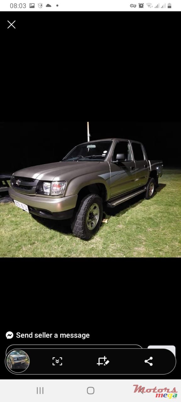 2004' Toyota Hilux photo #5