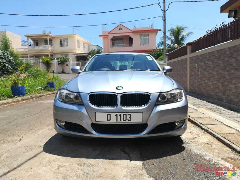 2009' BMW 3 Series photo #3