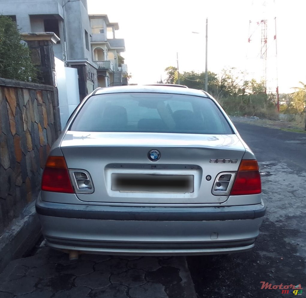 2002' BMW 320 photo #2