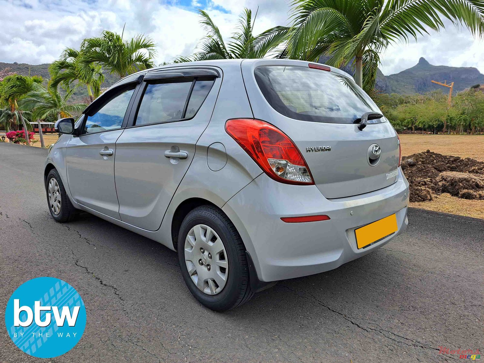 2015' Hyundai i20 photo #3