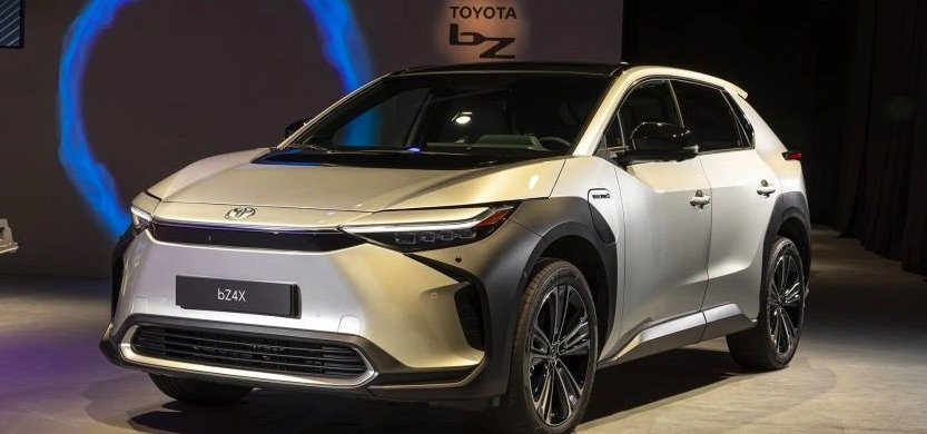 Toyota bZ4X : nos premières impressions à bord du nouveau SUV électrique japonais