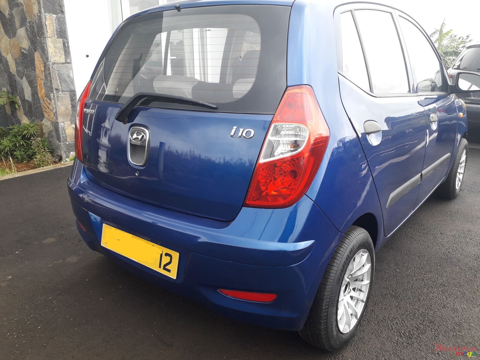 2012' Hyundai i10 Automatic photo #1