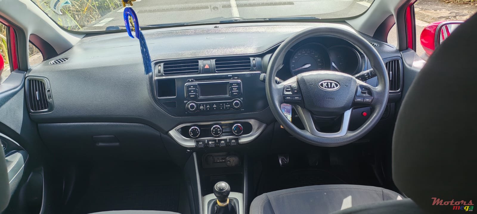 2011' Kia Rio photo #5