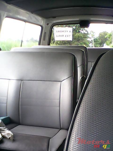 2003' Toyota hiace photo #5