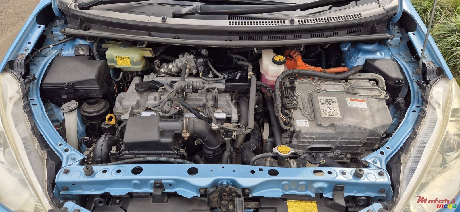 2012' Toyota Aqua photo #5