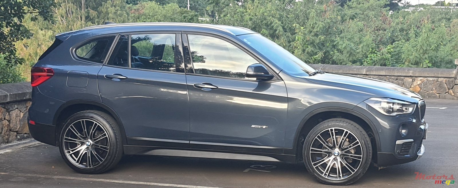 2017' BMW X1 photo #1