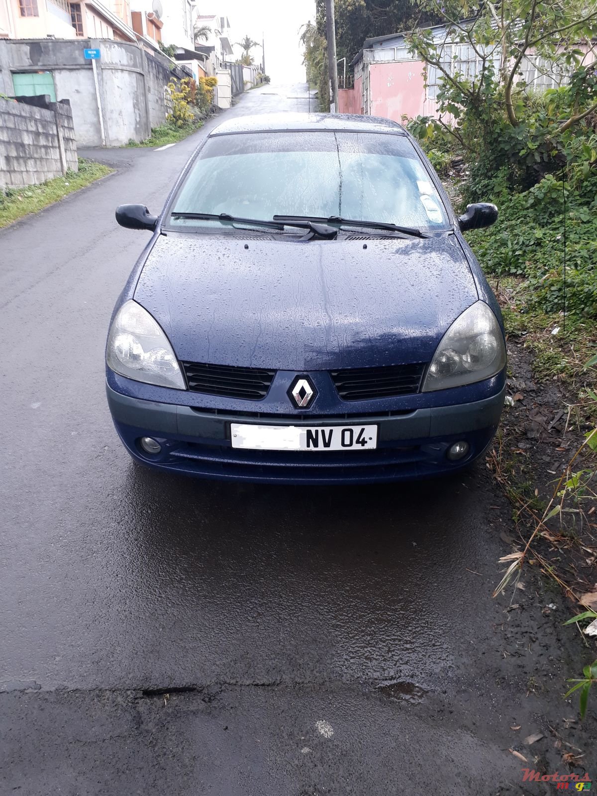 2004' Renault Clio photo #1