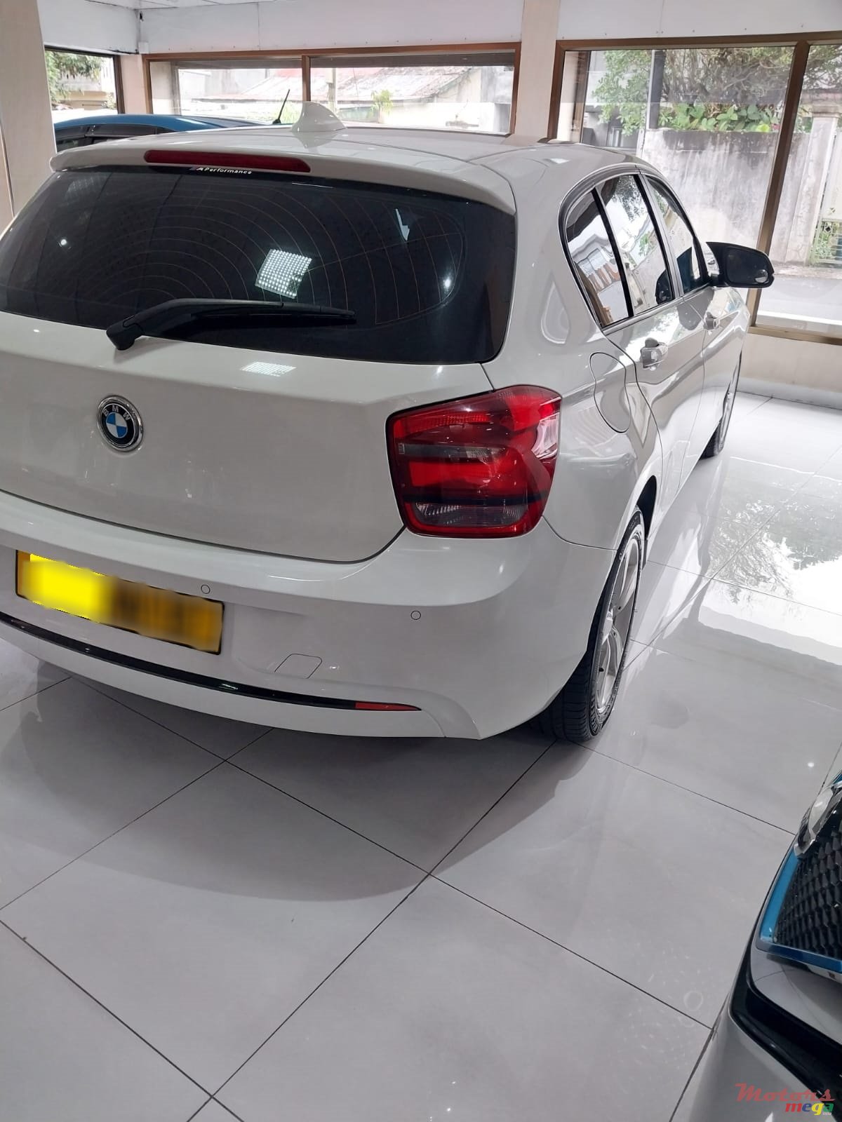 2012' BMW 116 i photo #2