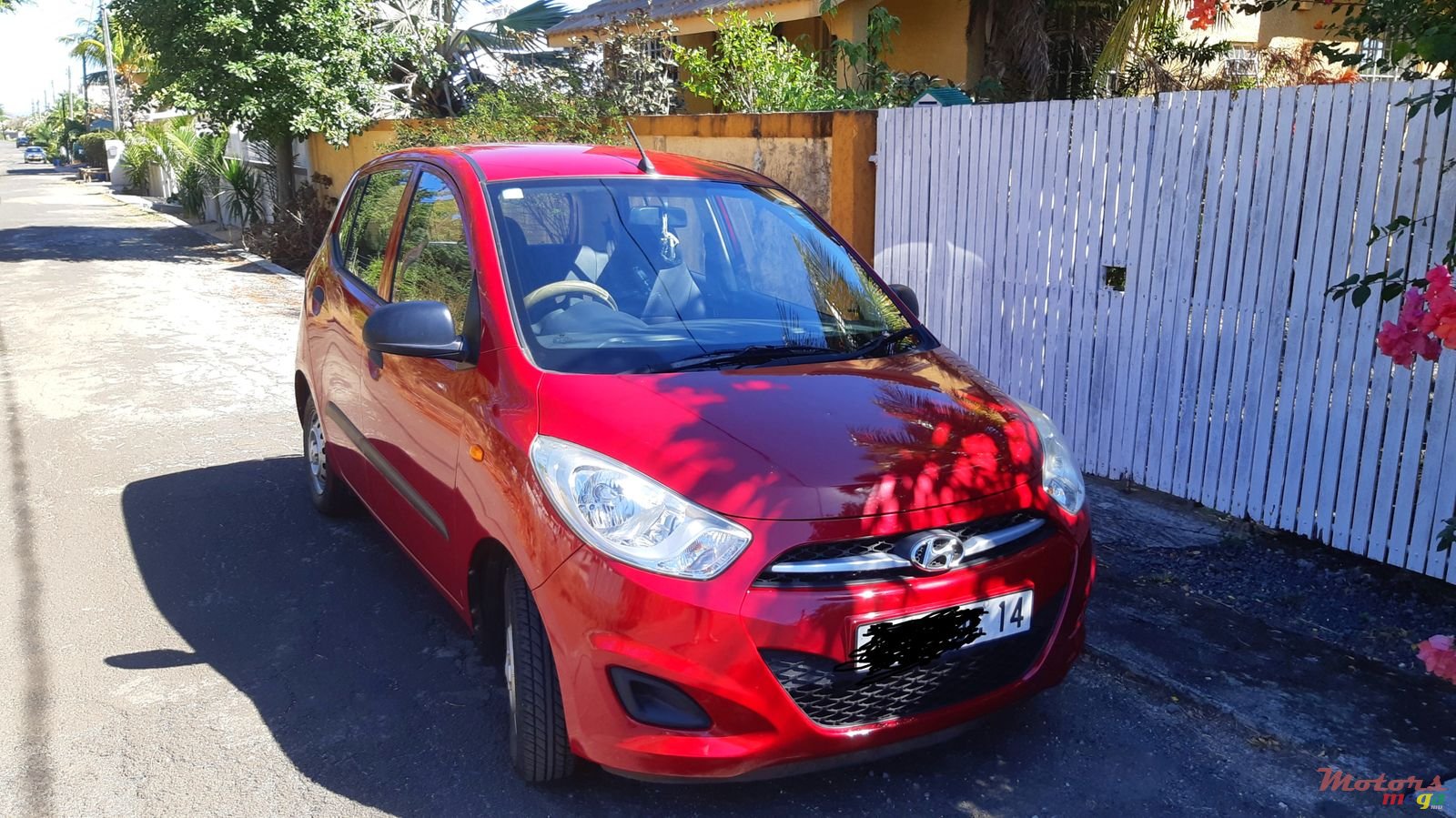 2014' Hyundai i10 photo #1