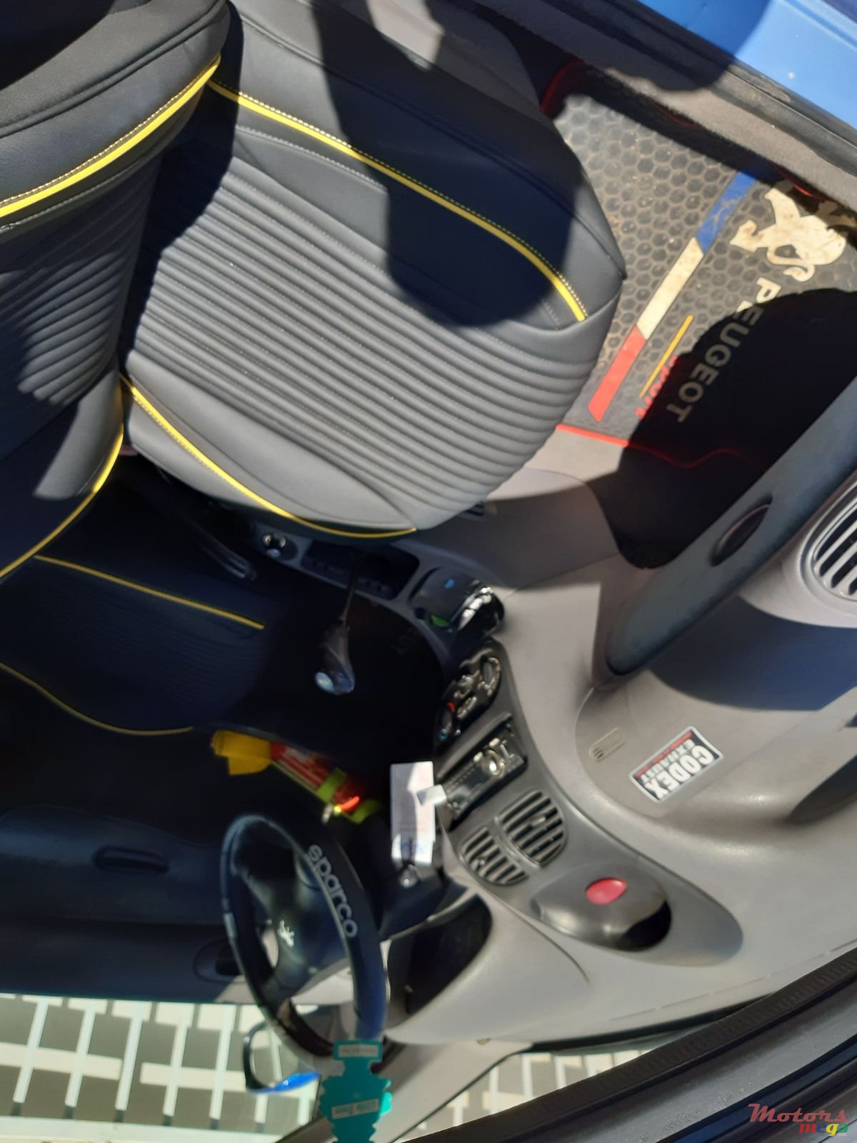 2001' Peugeot 206 photo #5