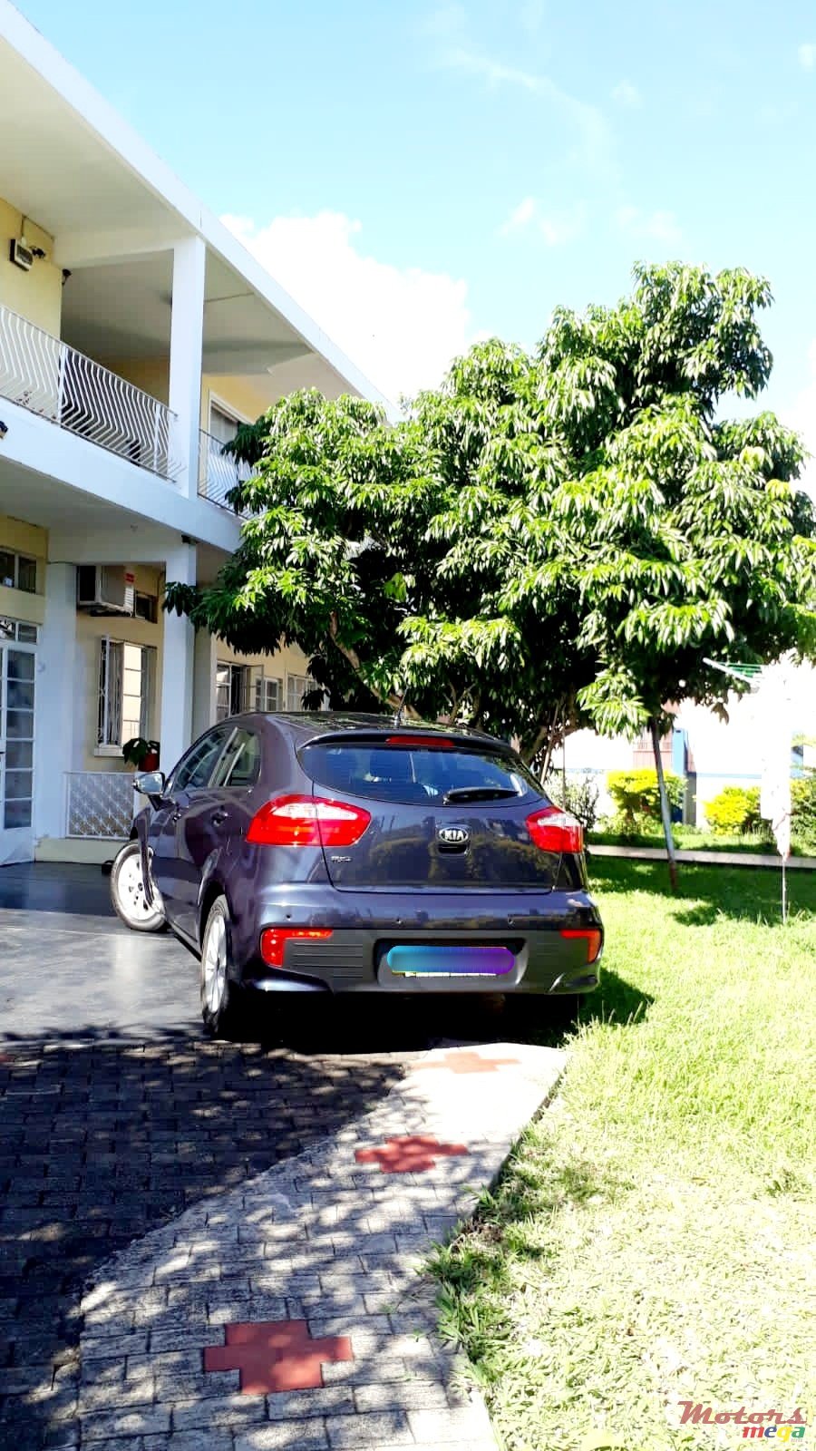 2016' Kia Rio photo #3