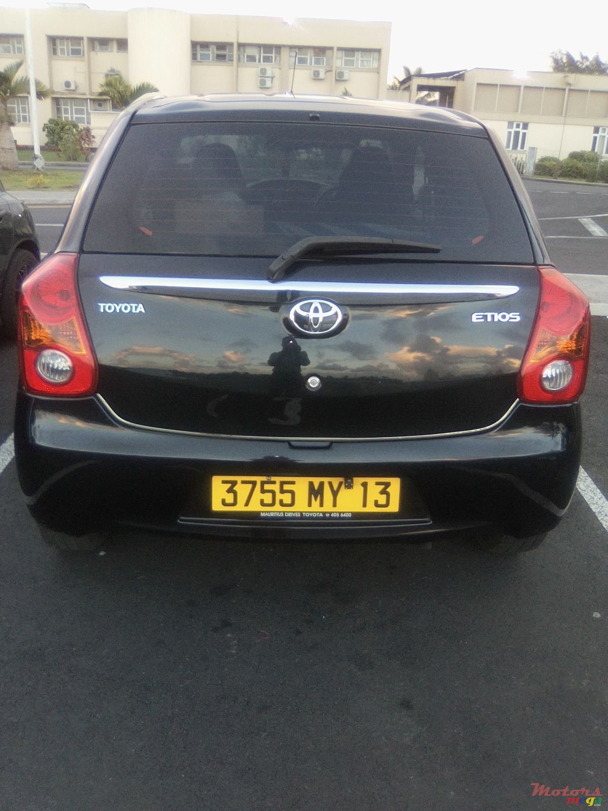 2013' Toyota photo #1