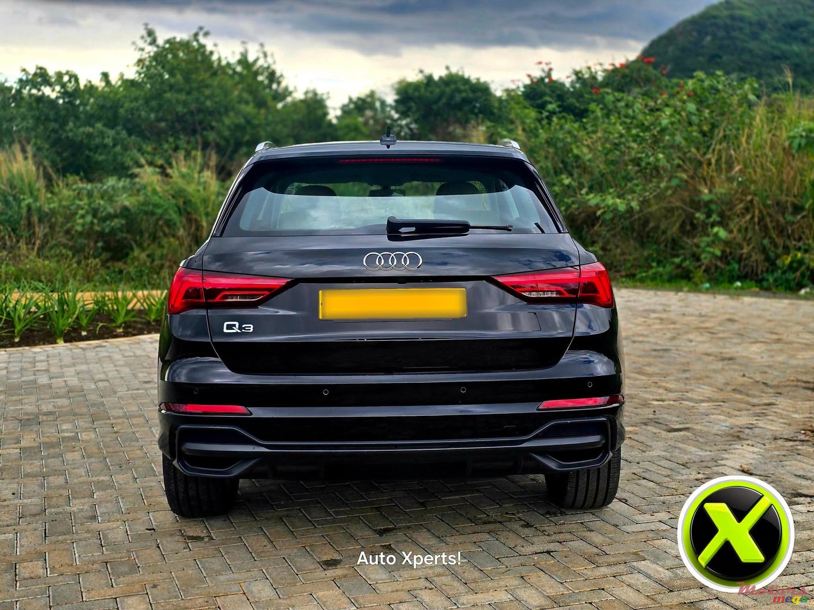 2019' Audi Q3 S-Line photo #3