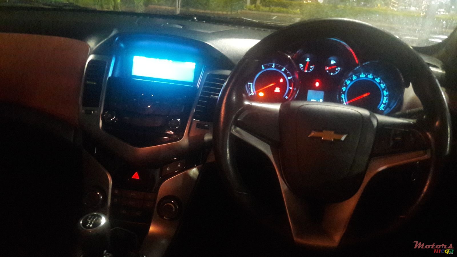 2011' Chevrolet Cruze Fully loaded photo #4