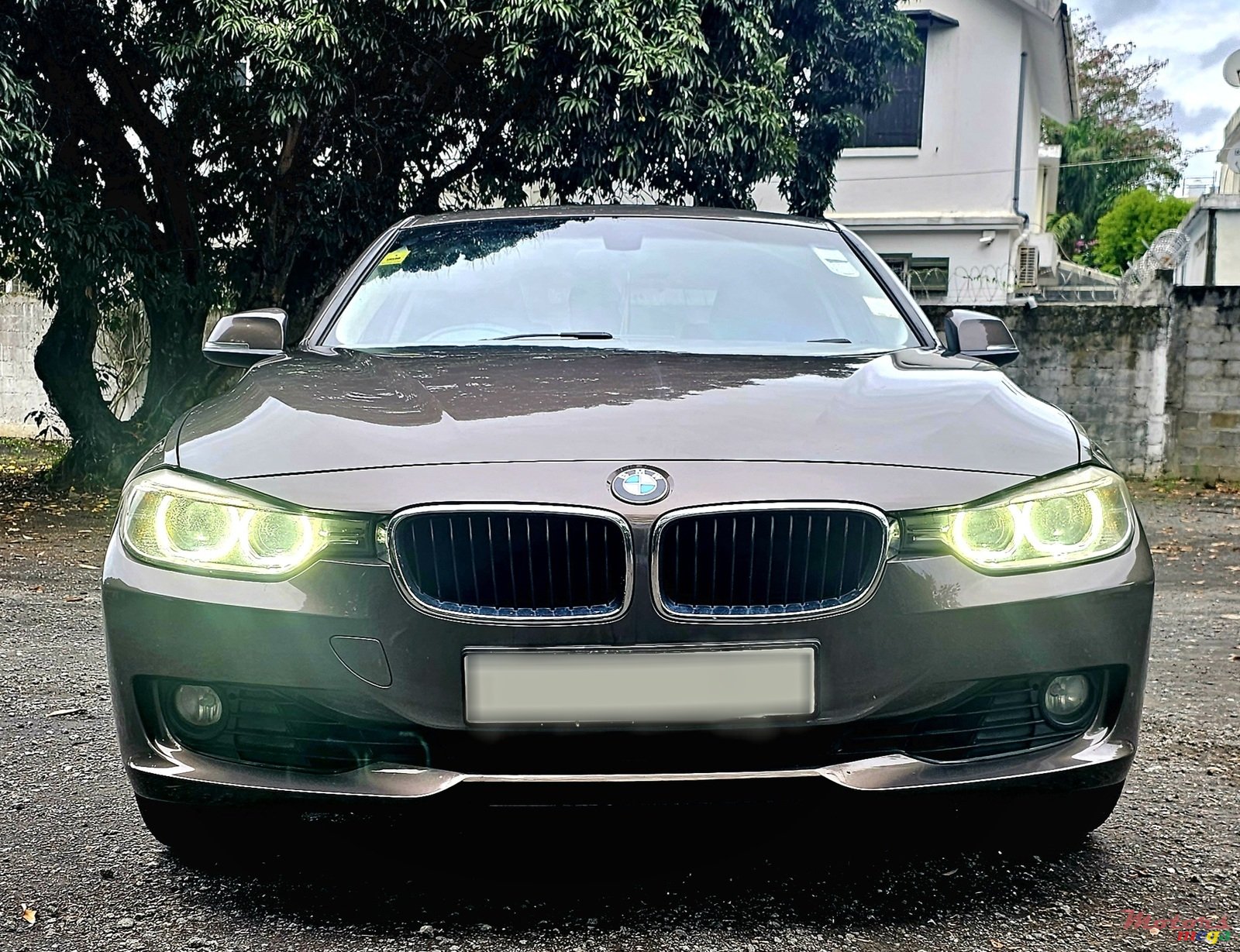 2013' BMW 328 photo #3