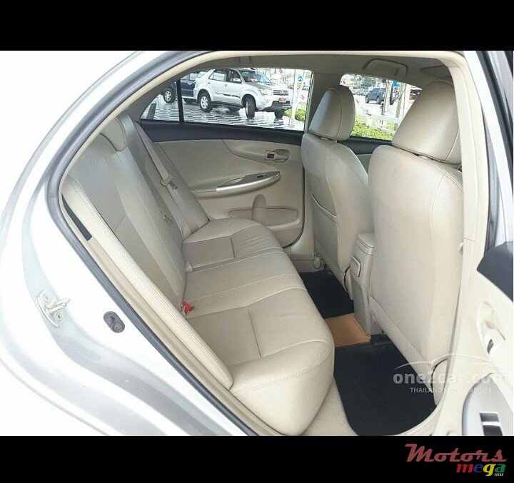 2012' Lexus Toyota Corolla Manual LX photo #5