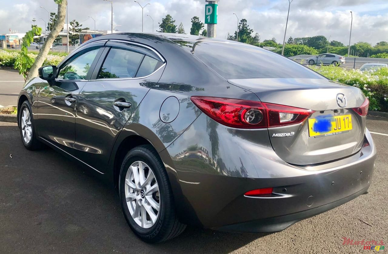 2017' Mazda 3 photo #7