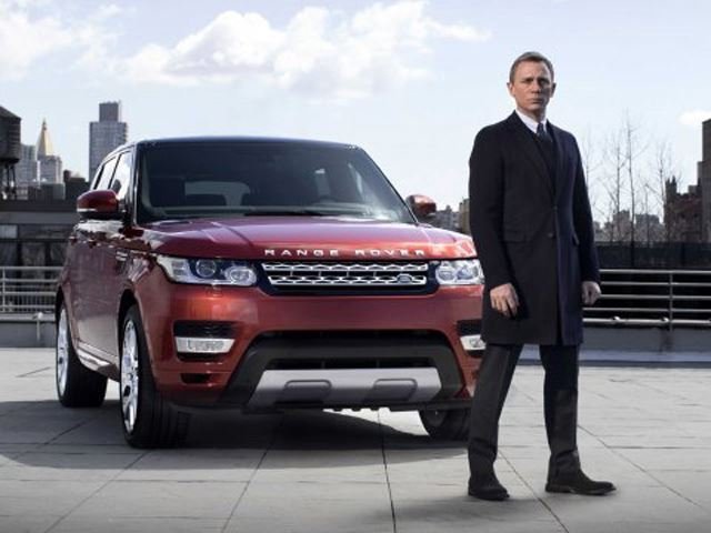 Gang of Car Thieves Steal Range Rovers Intended for Next James Bond Film