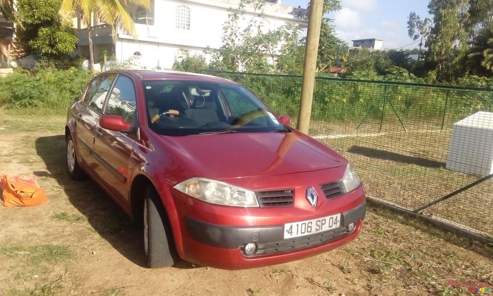 2004' Renault Megane photo #4