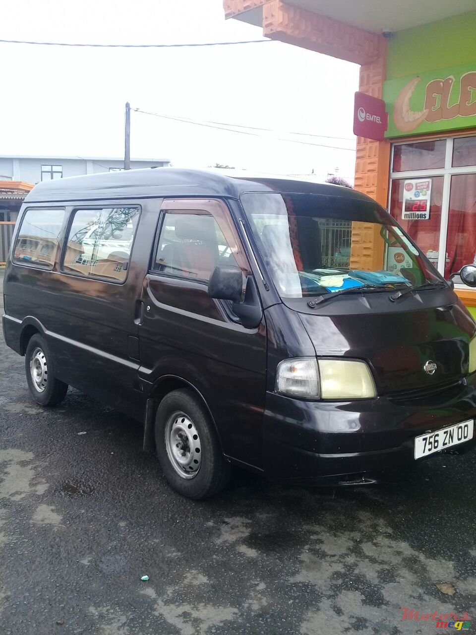 2000' Nissan Vanette cargo photo #1