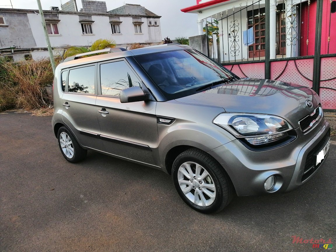 2013' Kia Soul photo #3