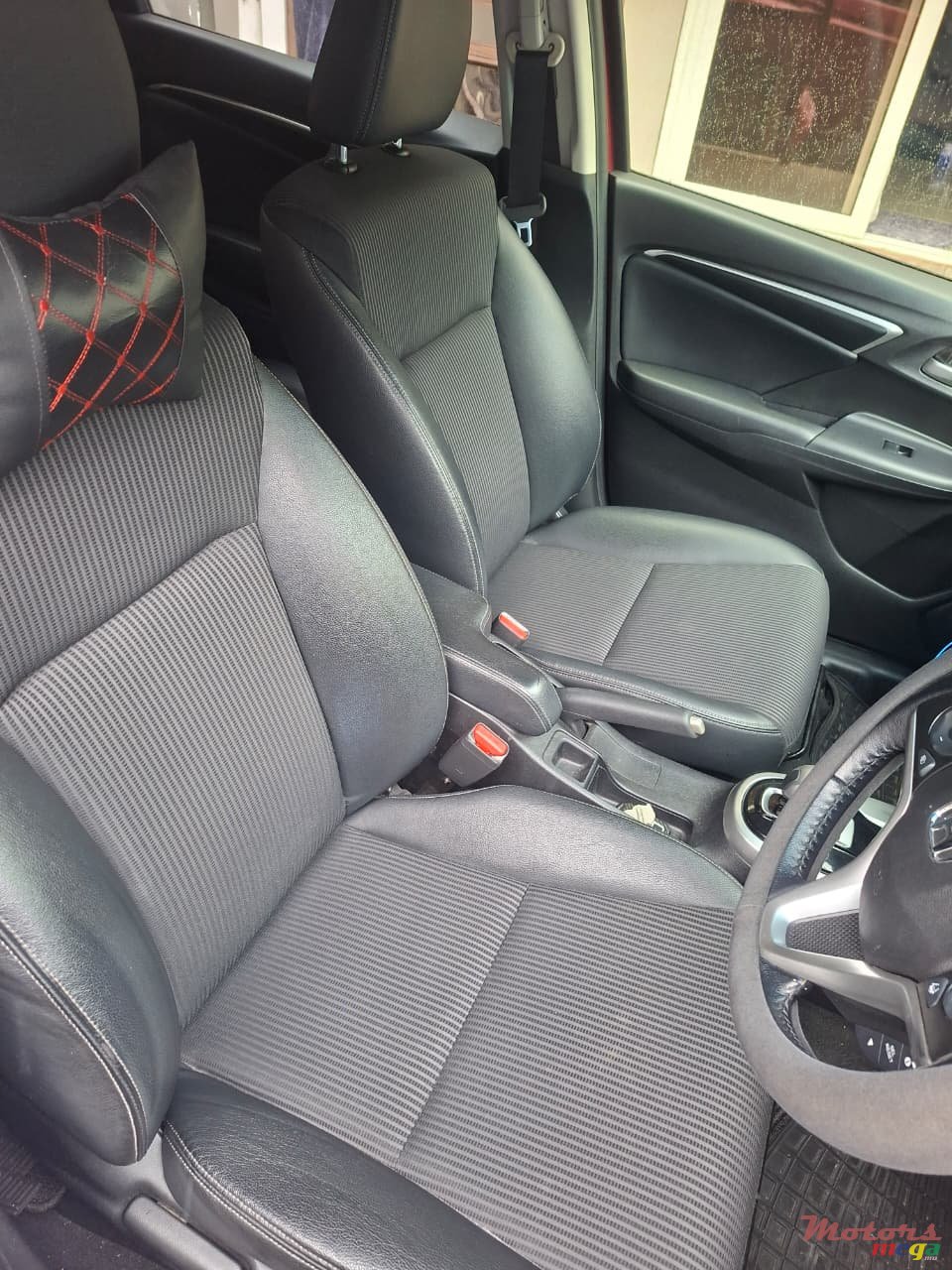2019' Honda Fit photo #5