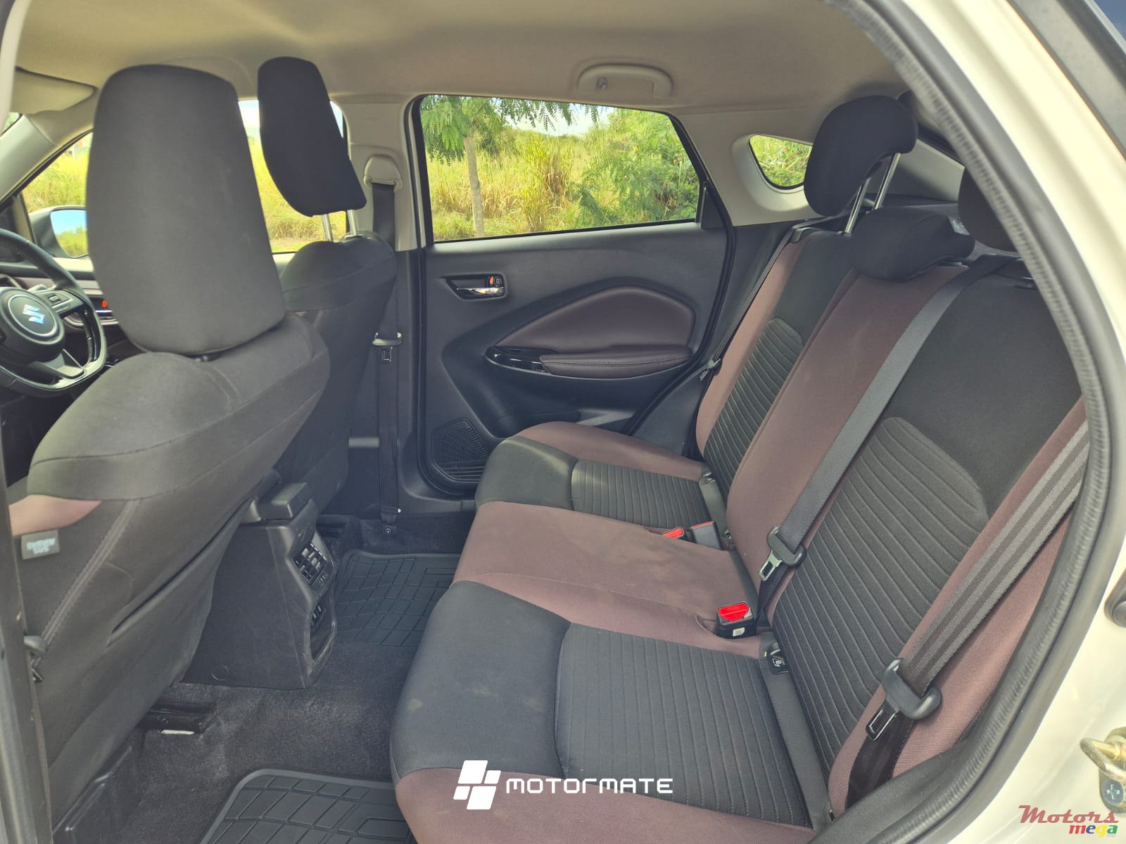 2024' Suzuki Fronte FRONX GLX photo #4