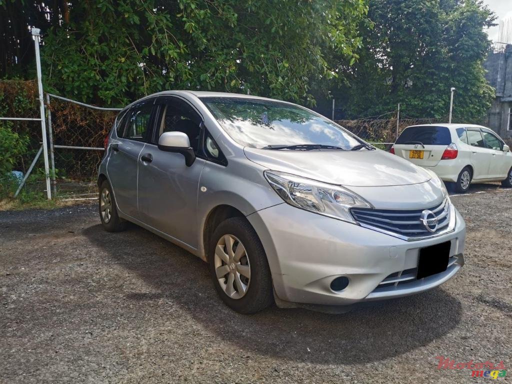 2015' Nissan Note photo #1