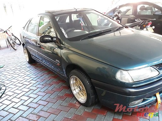1998' Renault Laguna photo #4