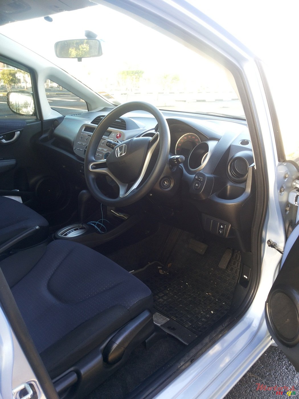 2010' Honda Fit photo #3