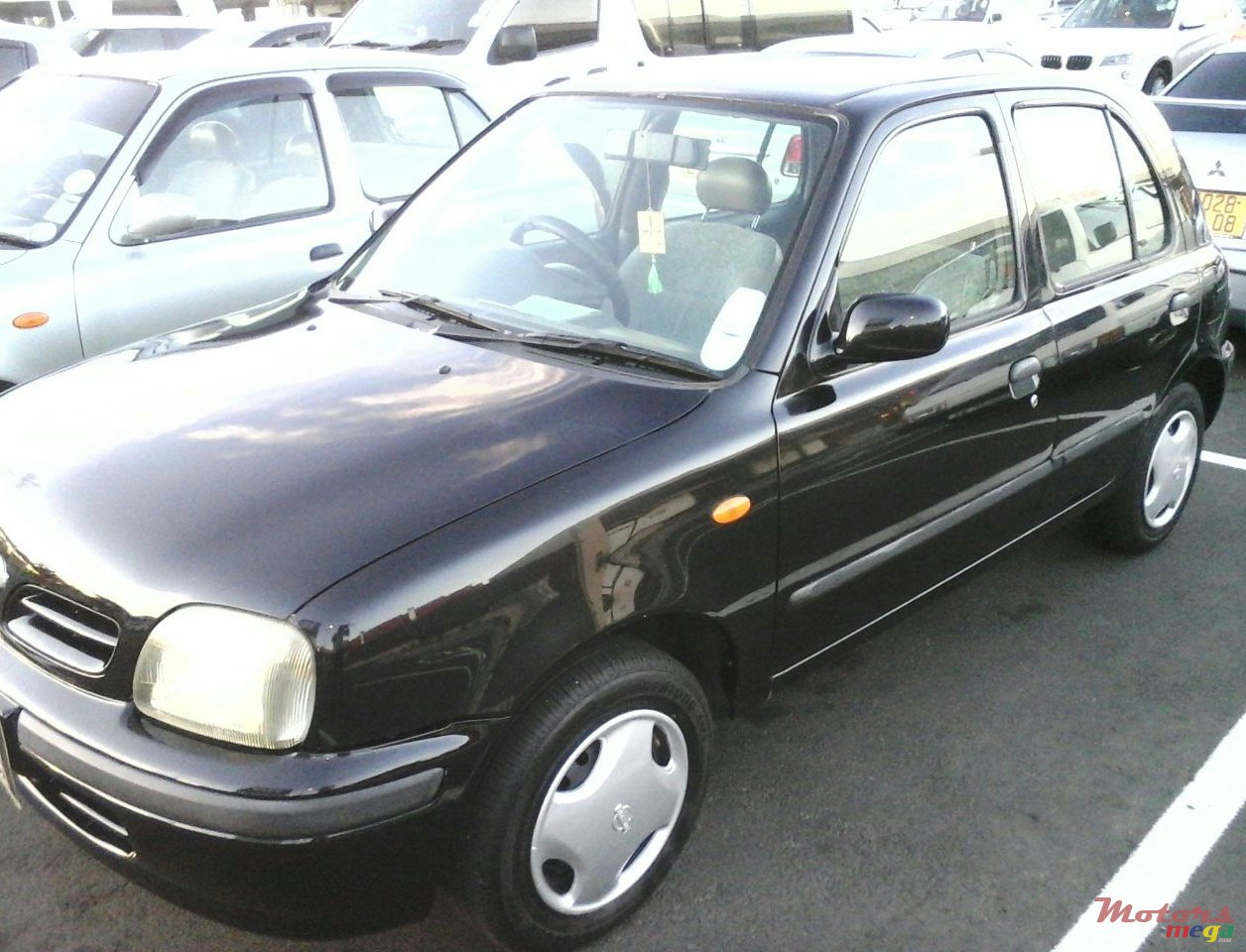 1999' Nissan photo #1