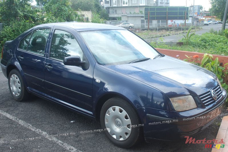 2001' Volkswagen photo #1